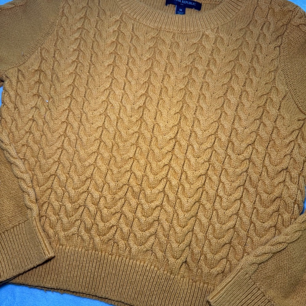 Banana Republic Mustard Yellow Cable Knit Crew Neck Sweater Women's Medium EUC - Picture 2 of 10